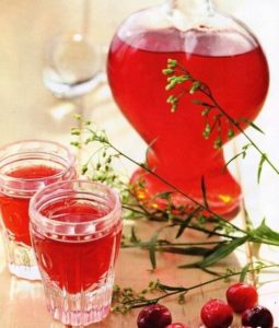 Клюква с медом: рецепт с чесноком, водкой и хреном